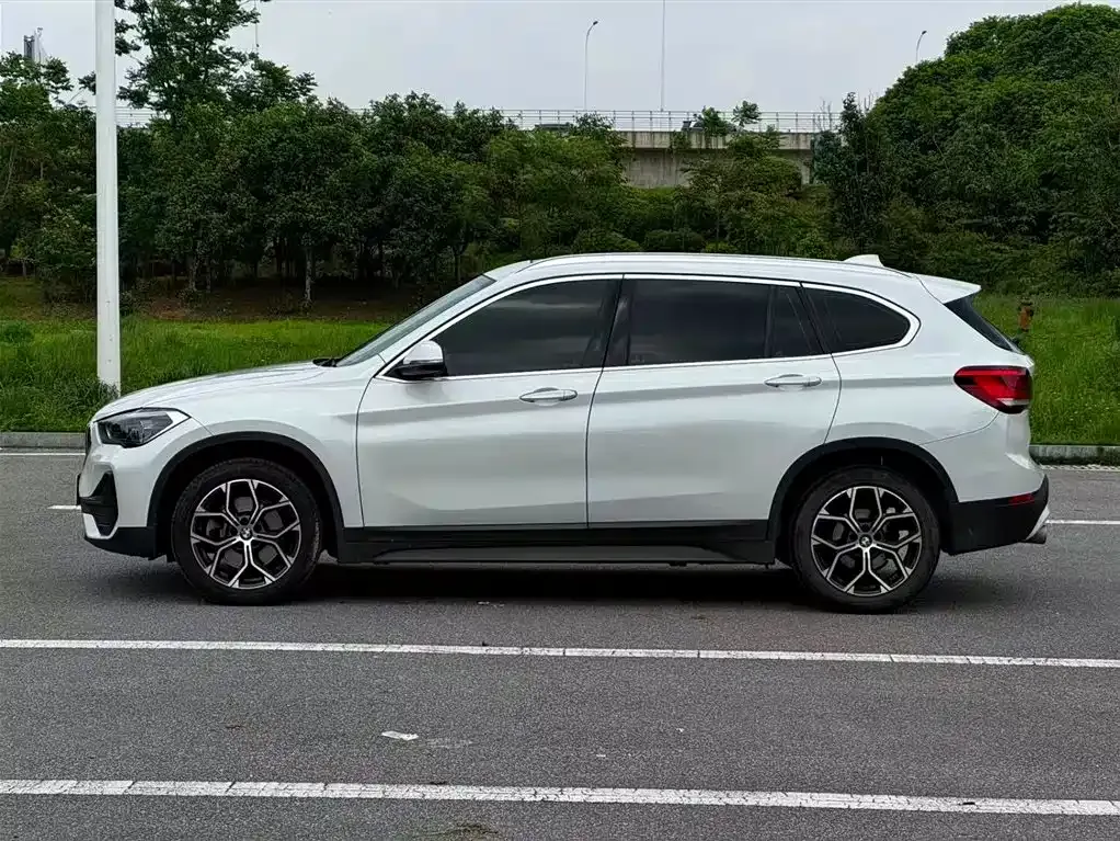 BMW X1 2023 из CN, фото 9