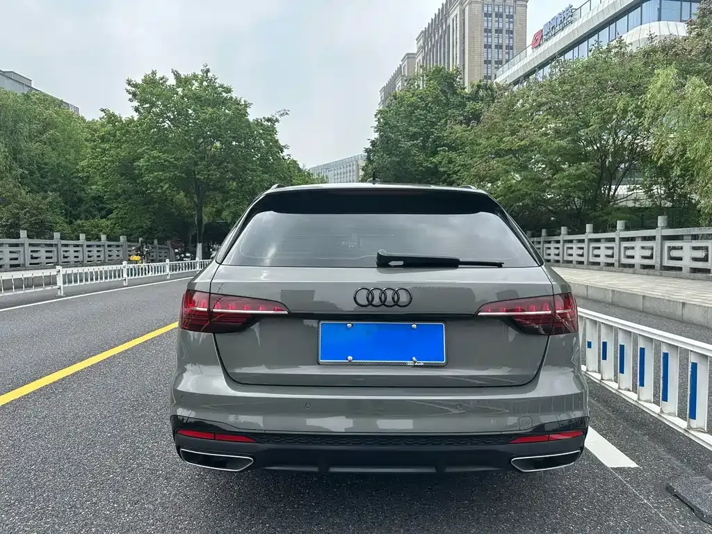 Audi A4 (Import) 2024 из CN, фото 7