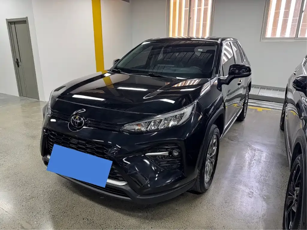 Toyota Wildlander — фото 1
