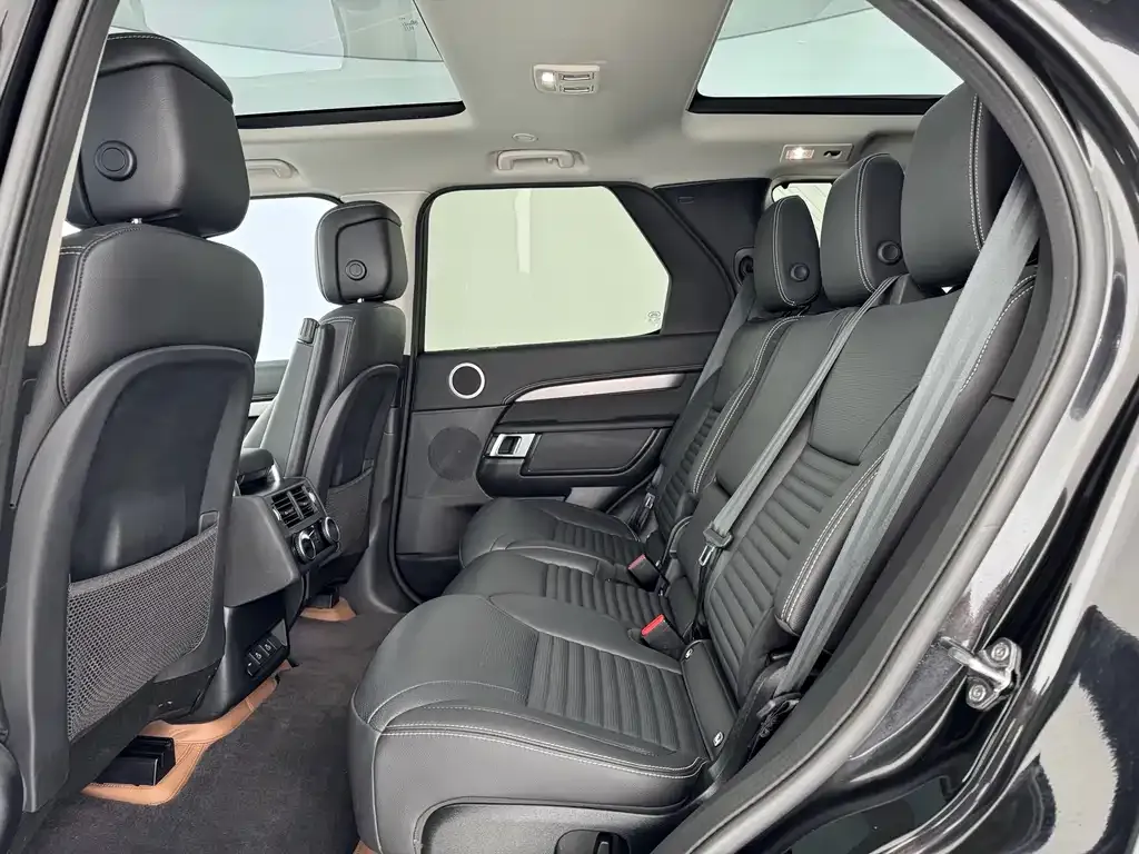 Land Rover Discovery 2024 из CN, фото 4
