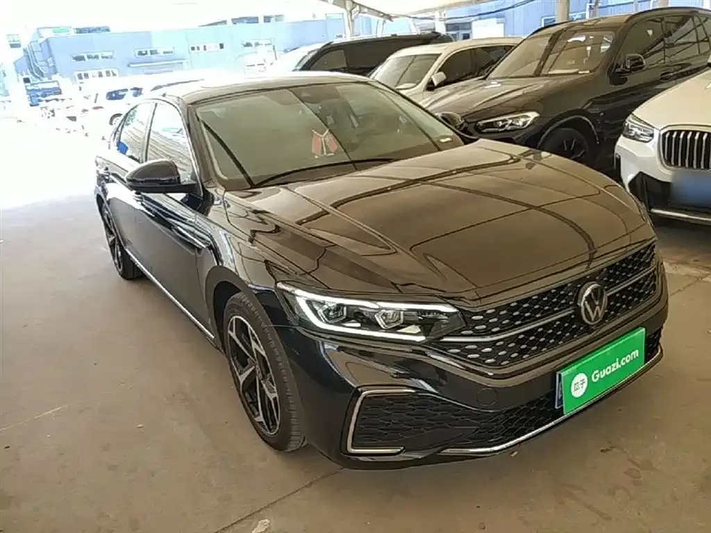 Volkswagen Passat — фото 6