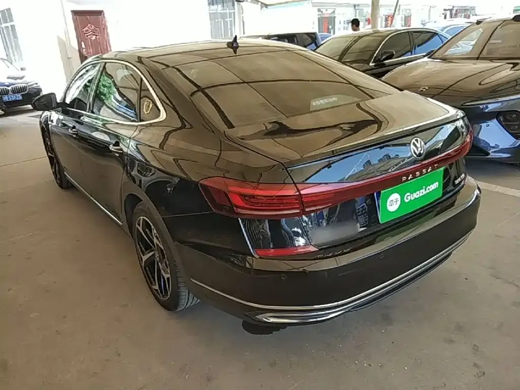 Volkswagen Passat — фото 2