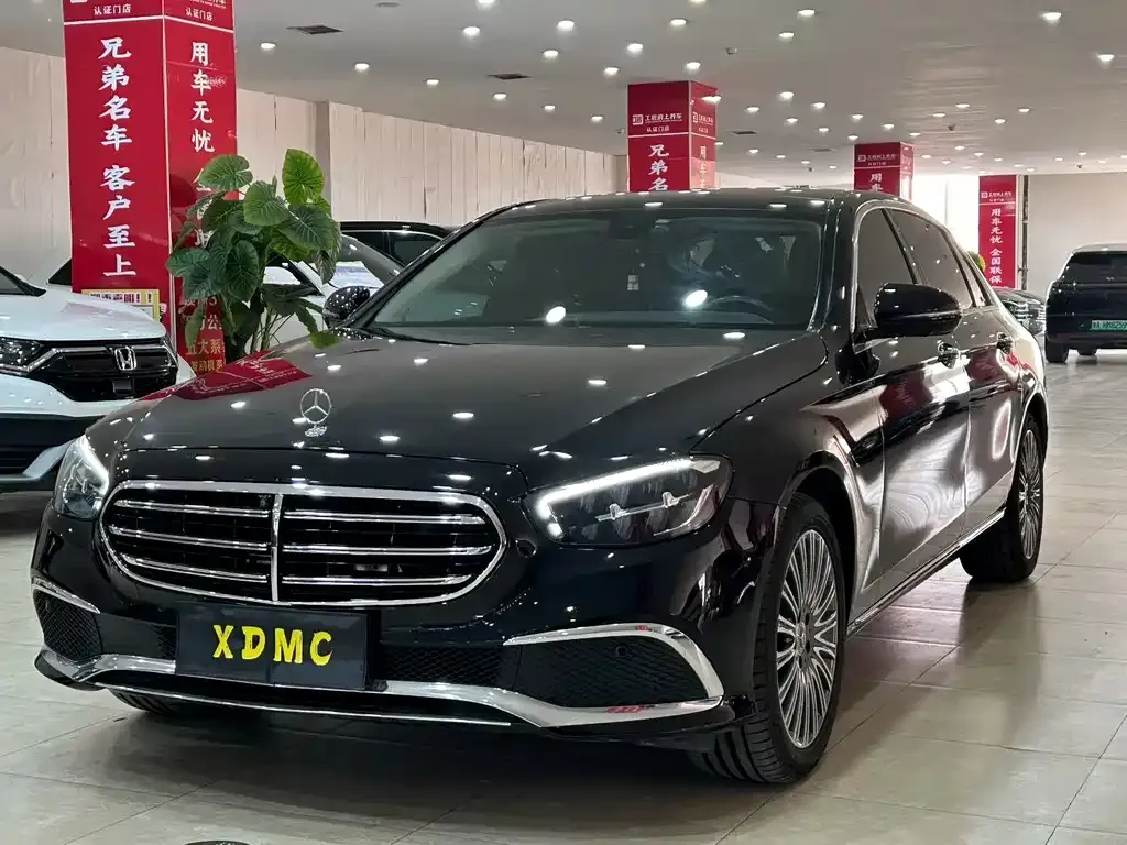 Mercedes-Benz E-Class 2023 из CN, фото 1