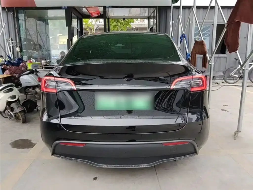 Tesla Model Y 2023 из CN, фото 4
