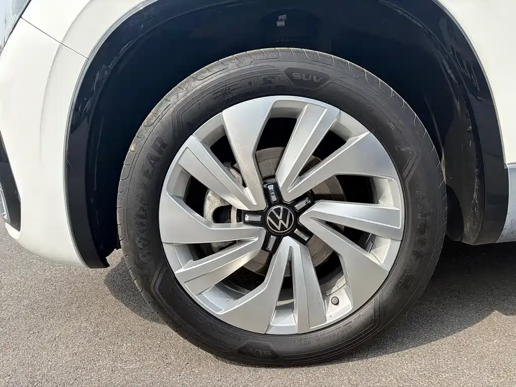Volkswagen Tayron X 2022 из CN, фото 10