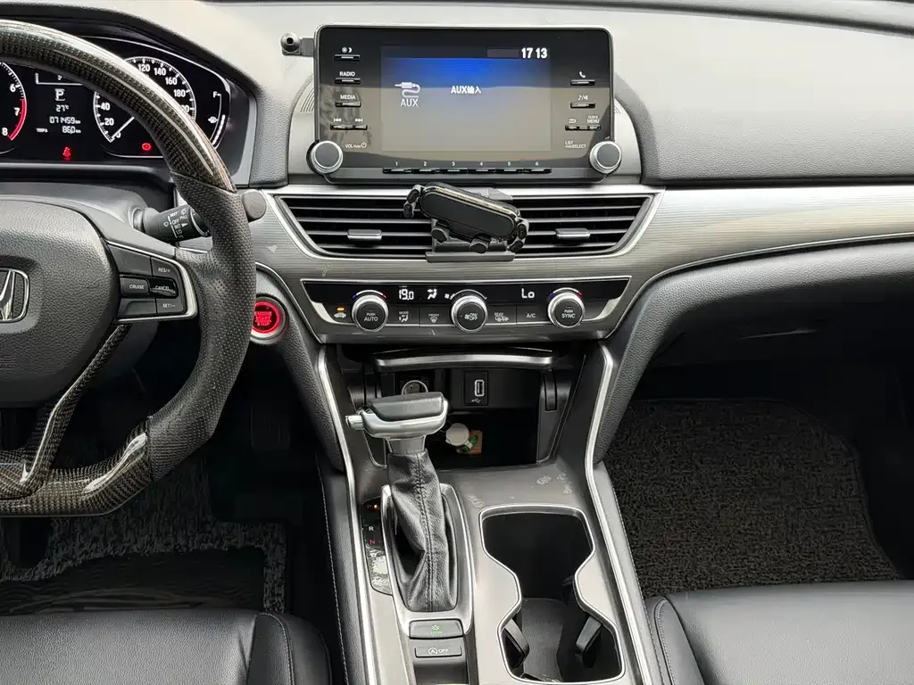 Honda Accord 2021 из CN, фото 10