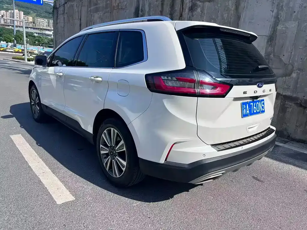 Ford Edge 2022 из CN, фото 10