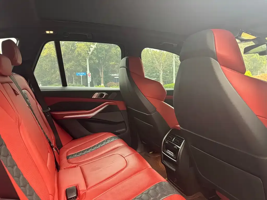 BMW X5 M 2023 из CN, фото 6