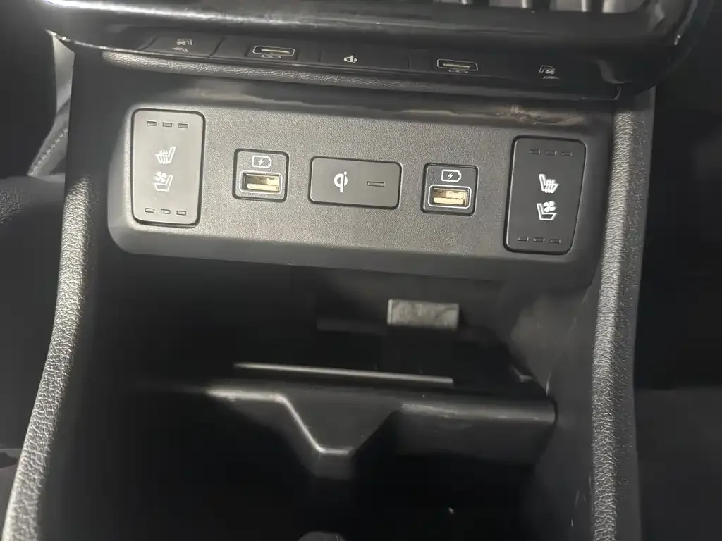 Hyundai Custo 2023 из CN, фото 7