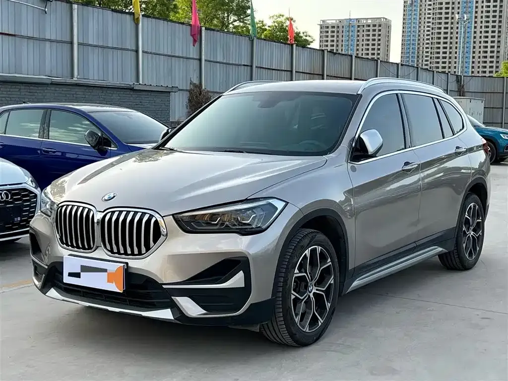 BMW X1 — фото 1