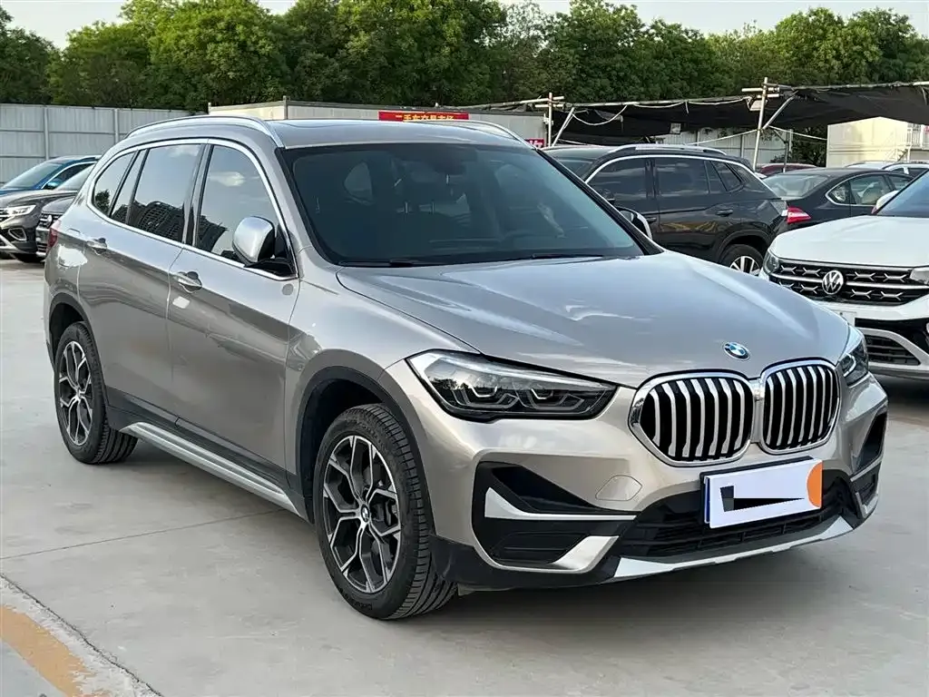 BMW X1 — фото 10