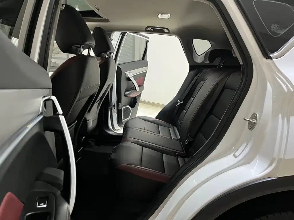 Geely Binyue 2022 из CN, фото 7