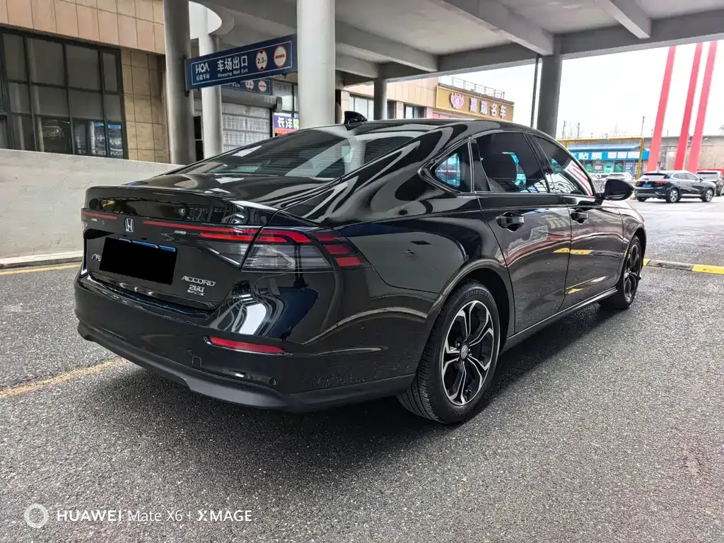 Honda Accord — фото 5