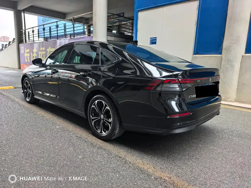 Honda Accord — фото 6