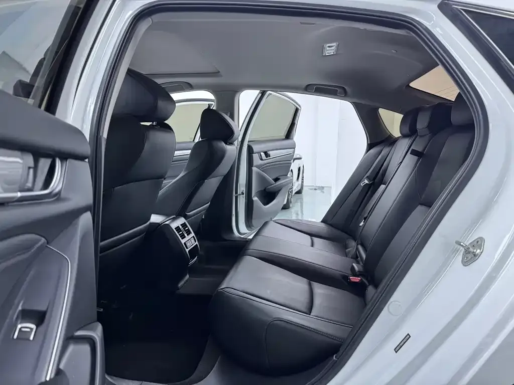 Honda Accord — фото 2