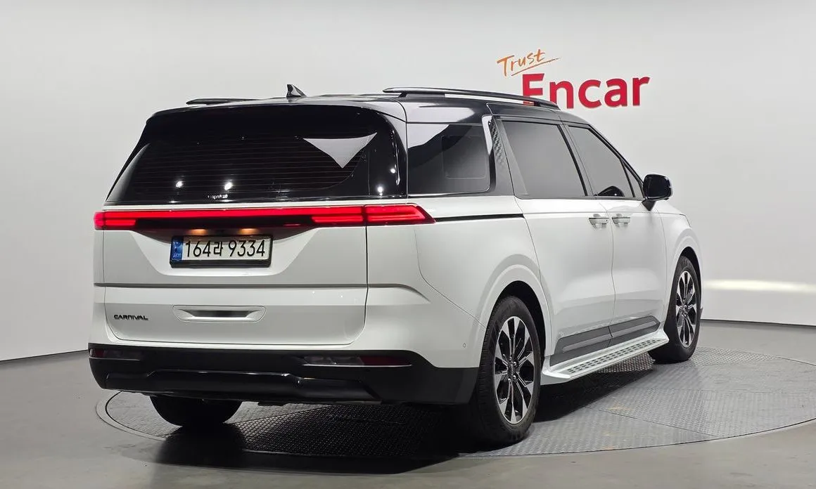 Kia Carnival — фото 3