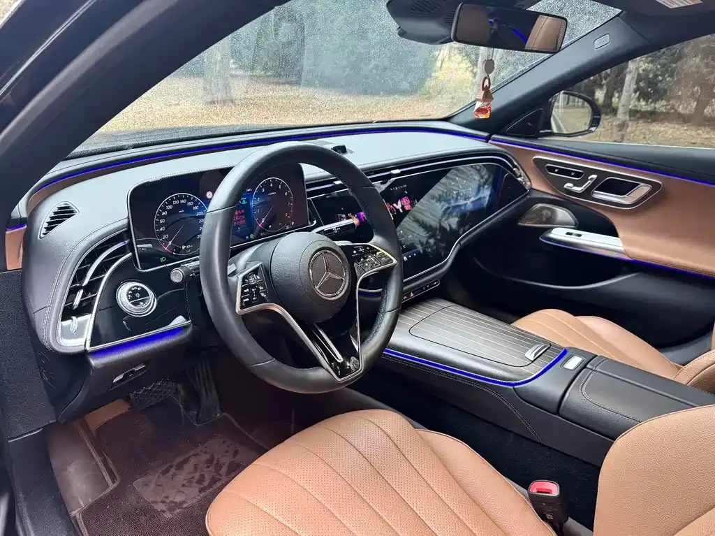 Mercedes-Benz E-Class 2024 из CN, фото 10
