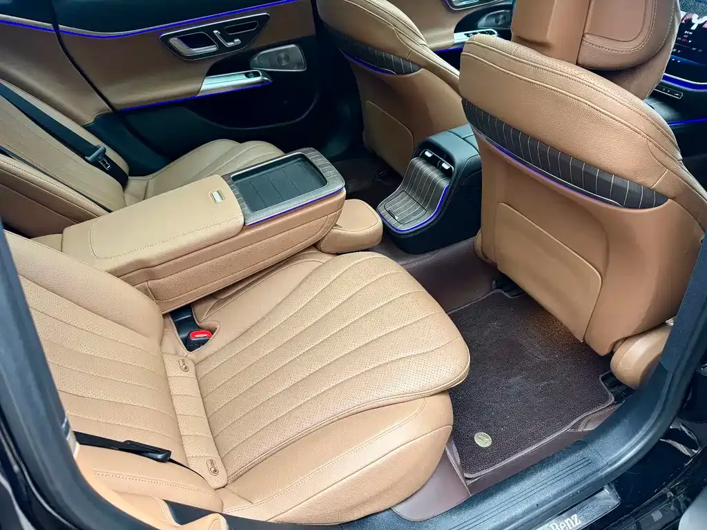 Mercedes-Benz E-Class 2024 из CN, фото 9