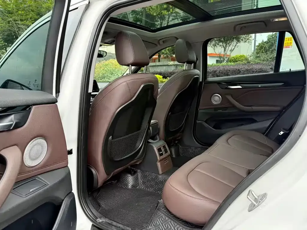 BMW X1 2021 из CN, фото 2