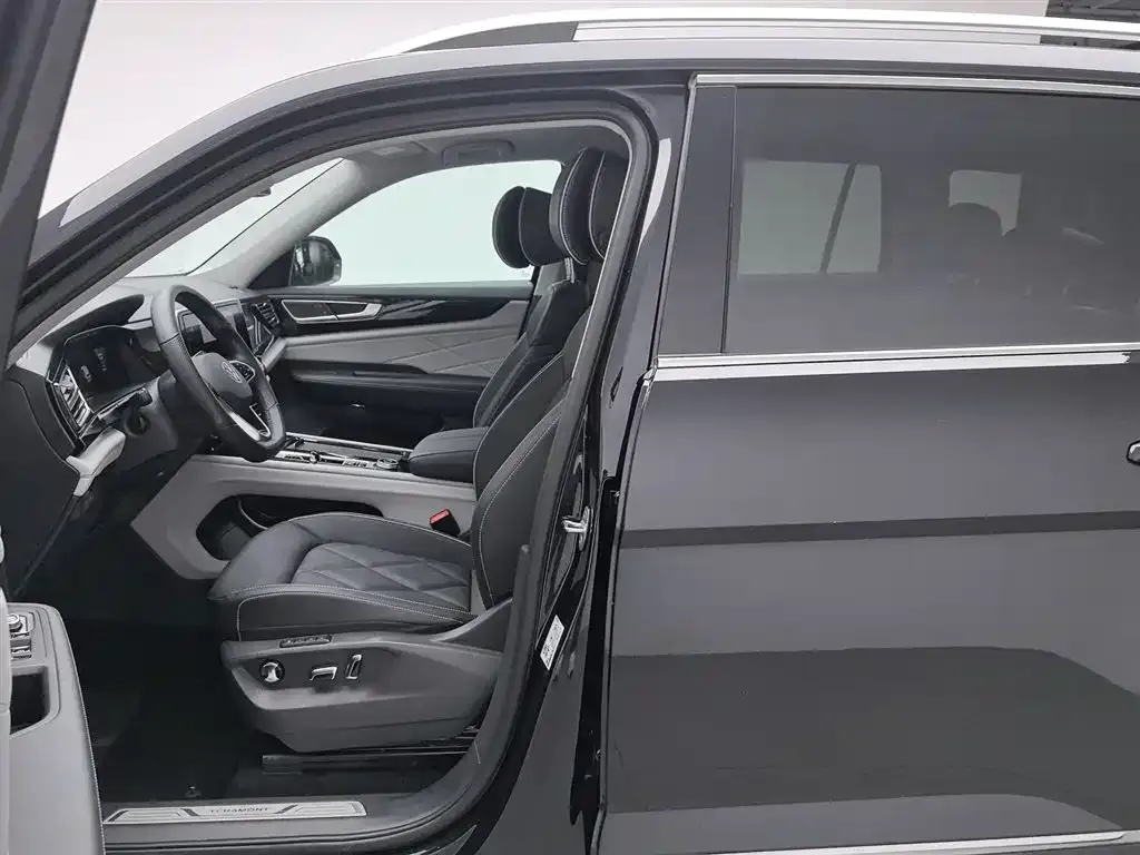 Volkswagen Teramont X 2024 из CN, фото 8