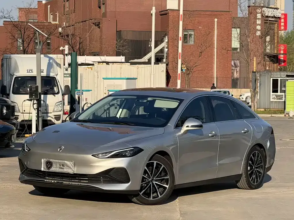 Roewe D7 2025 из CN, фото 1