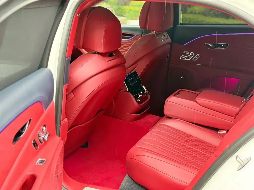 Bentley Flying Spur 2022 из CN, фото 5