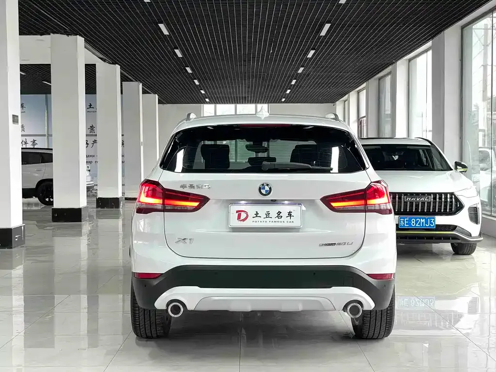 BMW X1 — фото 6