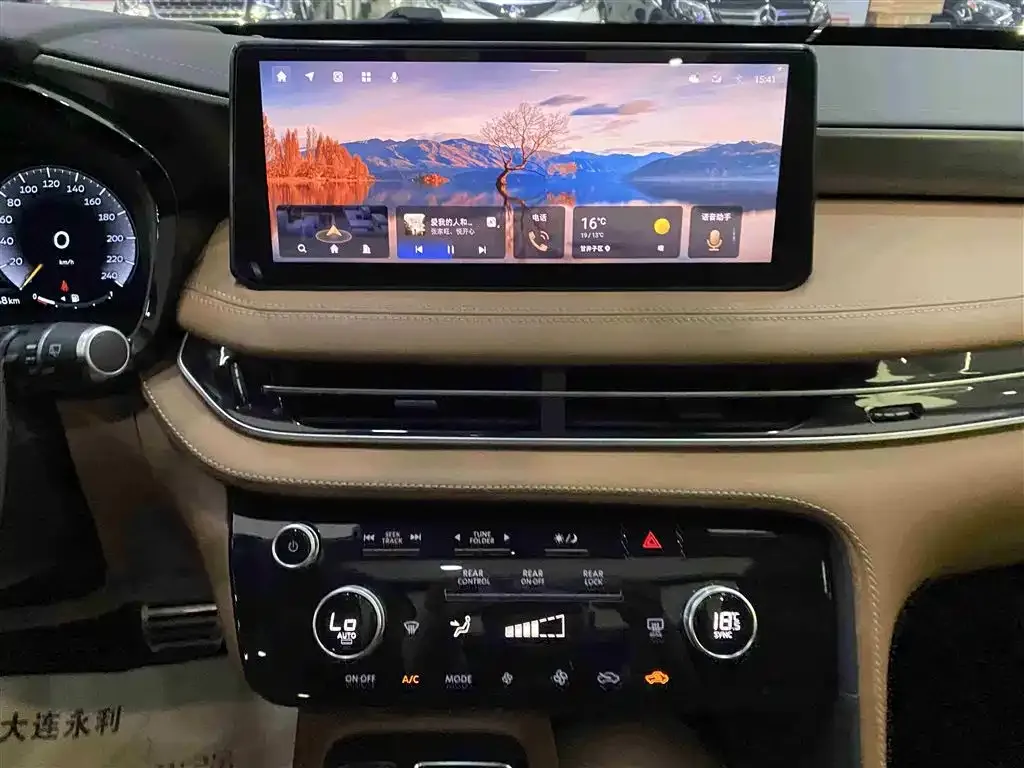Infiniti QX60 2025 из CN, фото 6