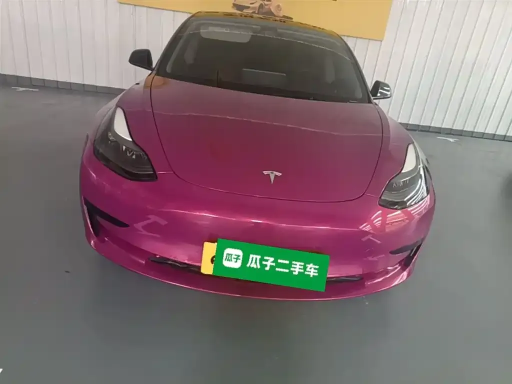 Tesla Model 3 — фото 10