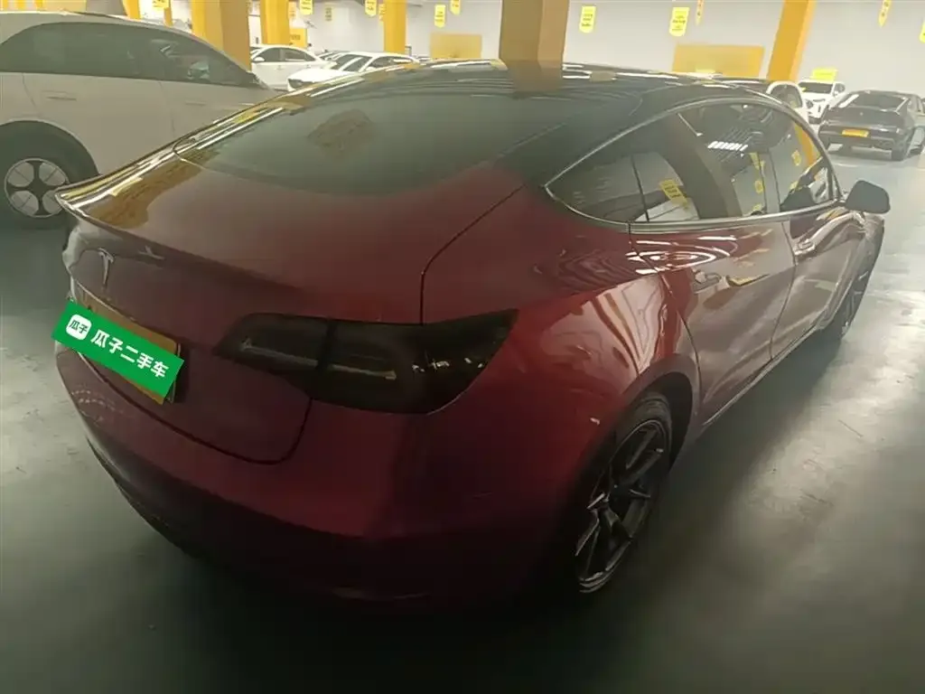 Tesla Model 3 — фото 9