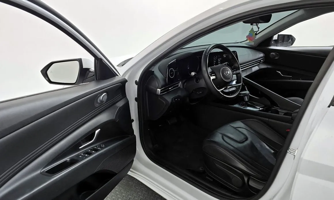 Hyundai AVANTE 2021 из KR, фото 10