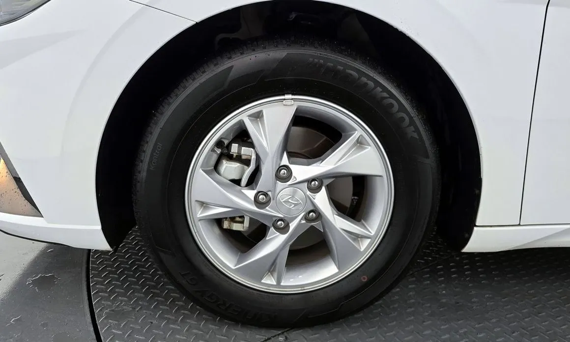 Hyundai AVANTE 2021 из KR, фото 9
