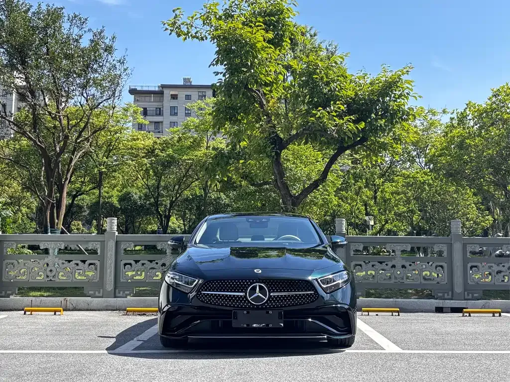 Mercedes-Benz CLS — фото 6