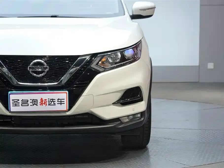 Nissan Qashqai 2022 из CN, фото 2