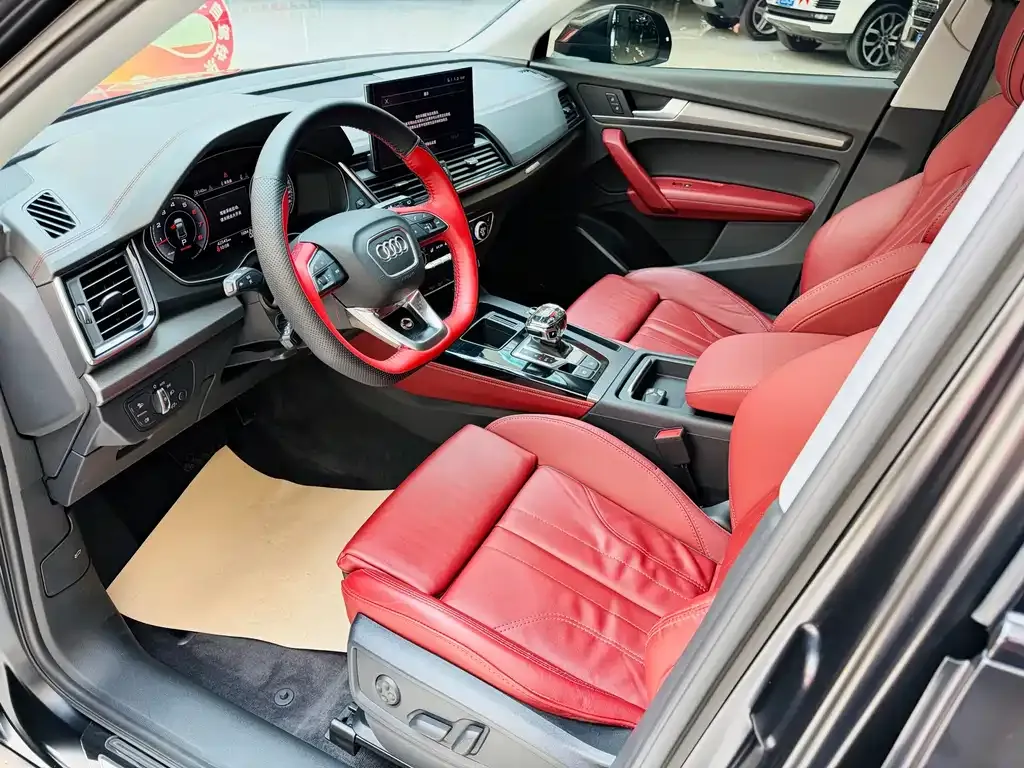 Audi Q5L 2023 из CN, фото 5