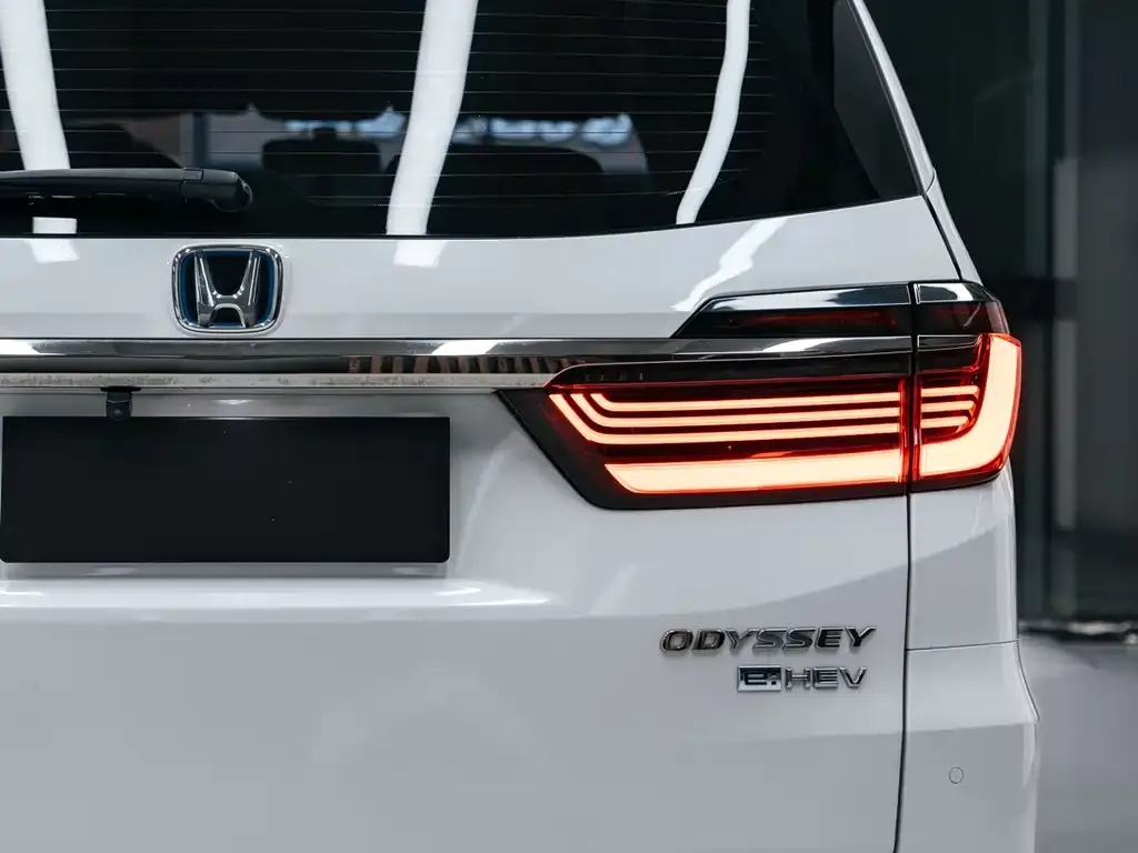 Honda Odyssey 2023 из CN, фото 3