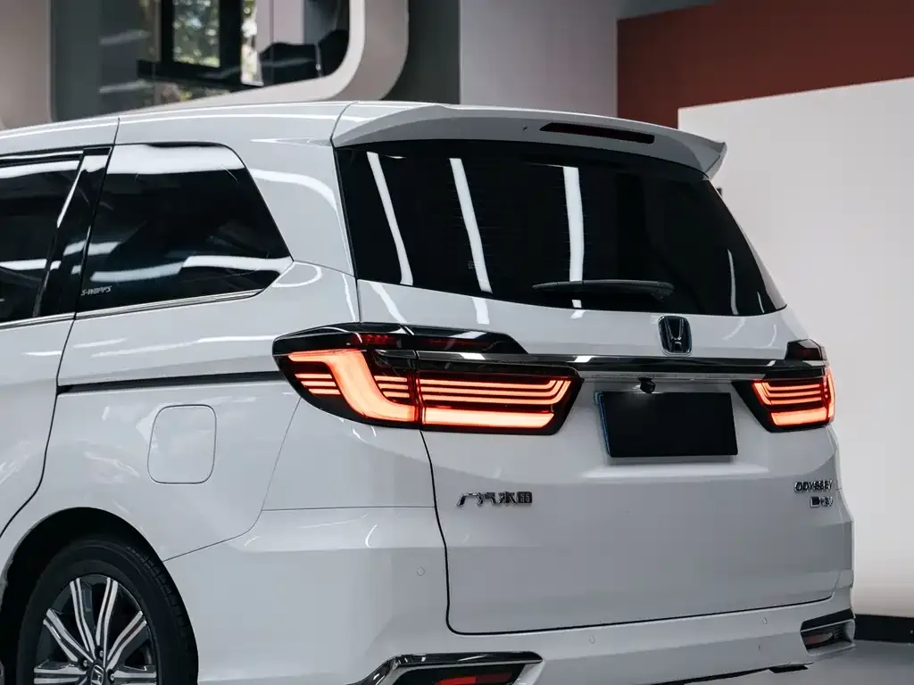 Honda Odyssey 2023 из CN, фото 10