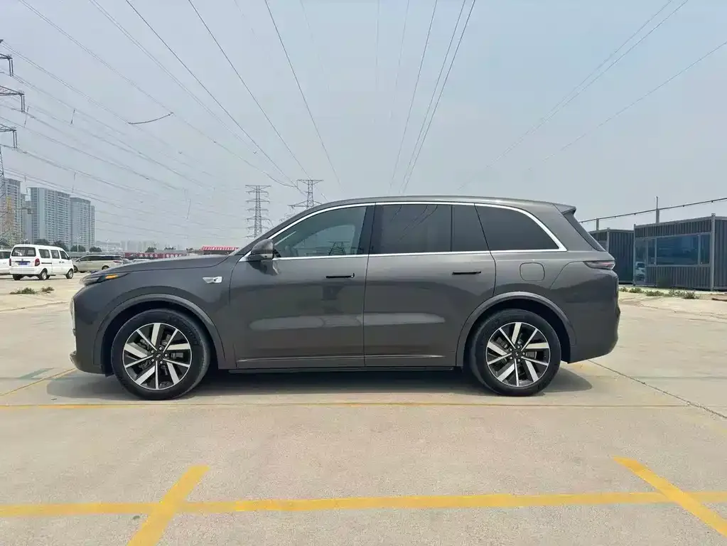 Li Auto L8 2023 из CN, фото 2
