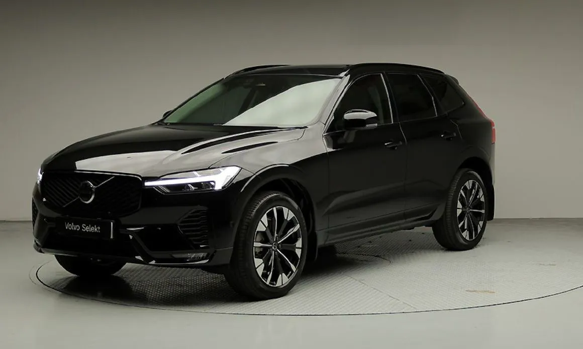 Volvo XC60 — фото 1