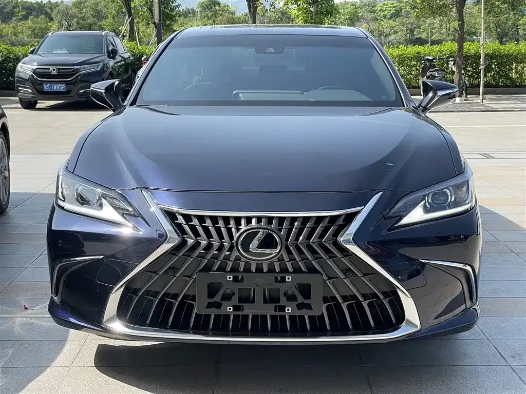 Lexus ES 2024 из CN, фото 8