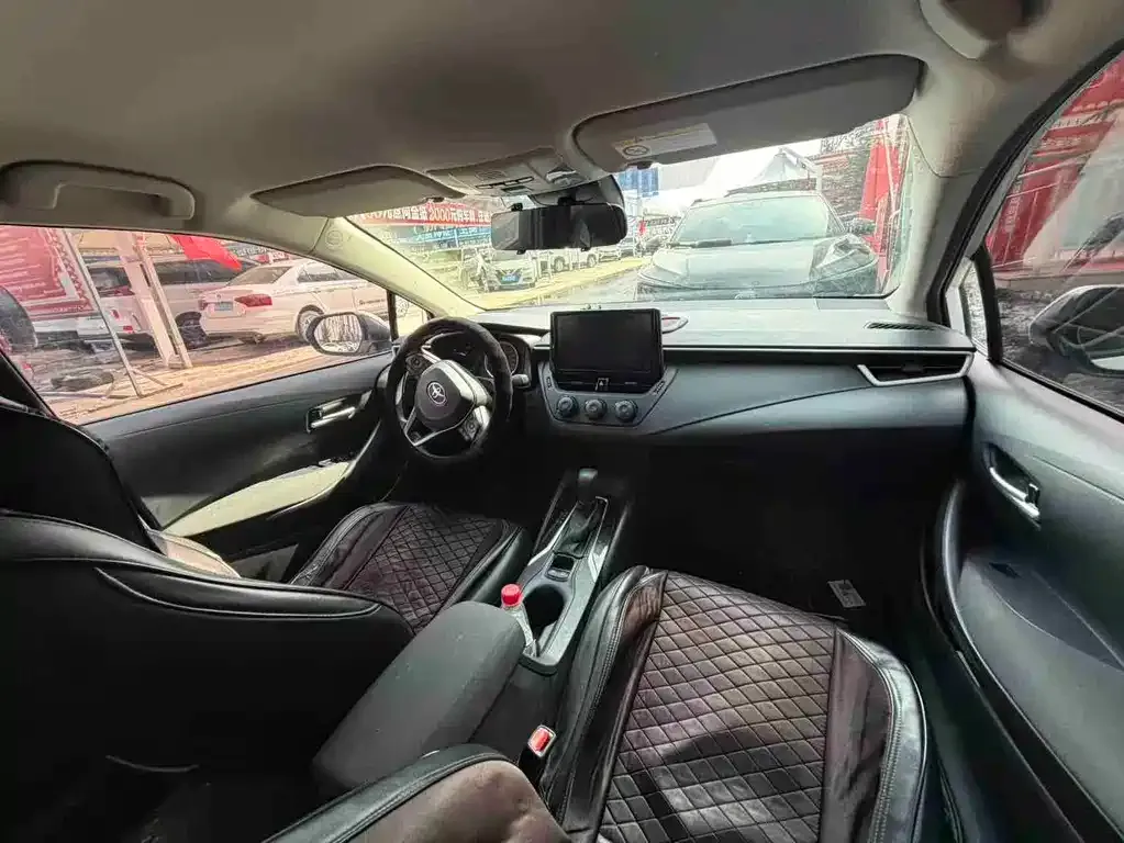 Toyota Corolla 2021 из CN, фото 2