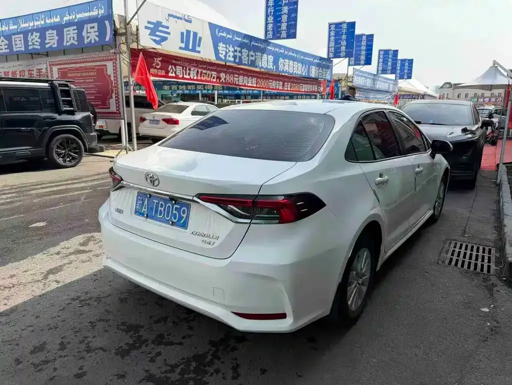Toyota Corolla 2021 из CN, фото 3