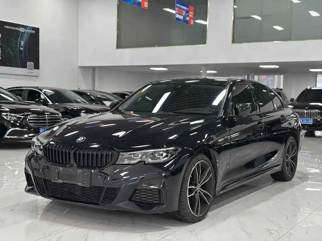 BMW 3 Series — фото 1