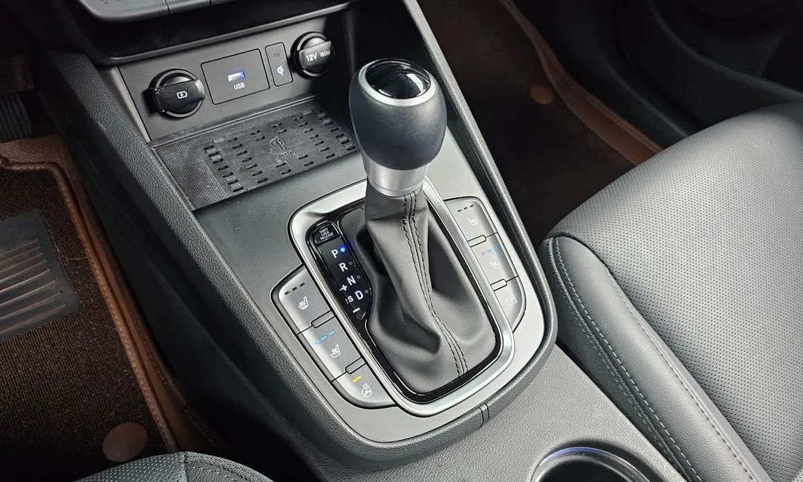 Hyundai Kona 2023 из KR, фото 6