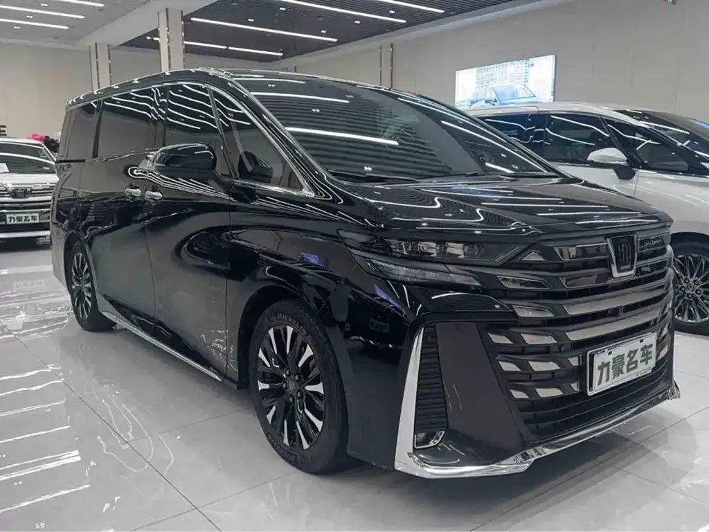 Toyota Vellfire — фото 7