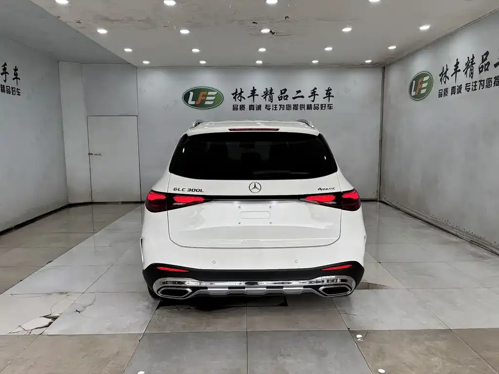 Mercedes-Benz GLC 2023 из CN, фото 2