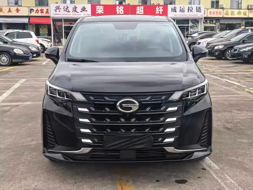 GAC Motor Trumpchi M6 — фото 10