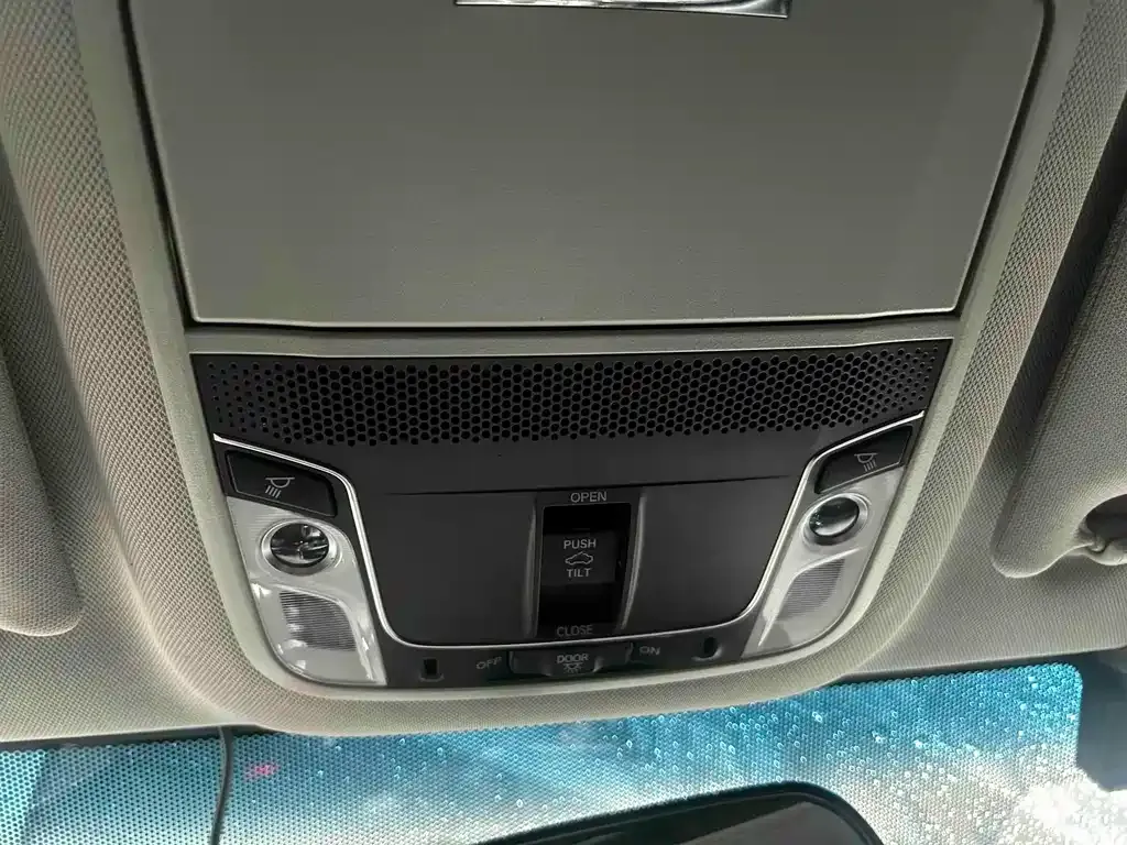 Honda Accord — фото 10