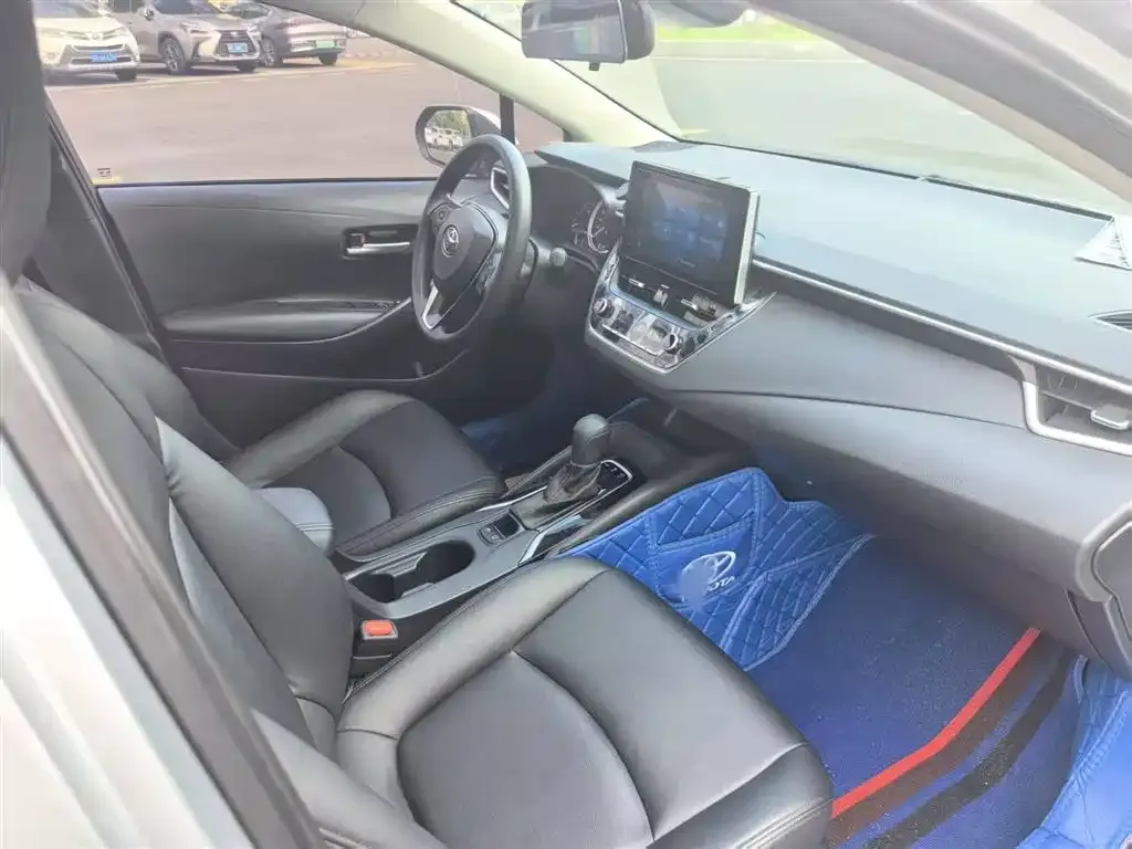 Toyota Corolla 2021 из CN, фото 2