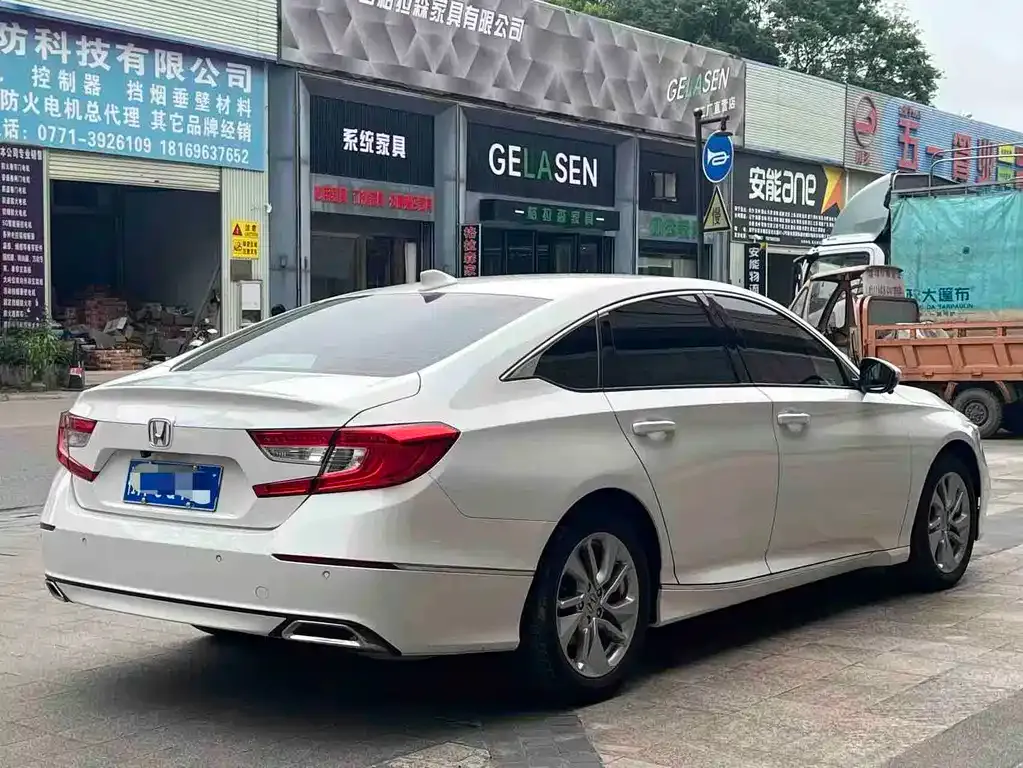 Honda Accord 2021 из CN, фото 4